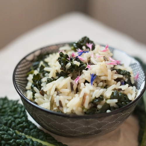 Rice and black cabbage leaves salad