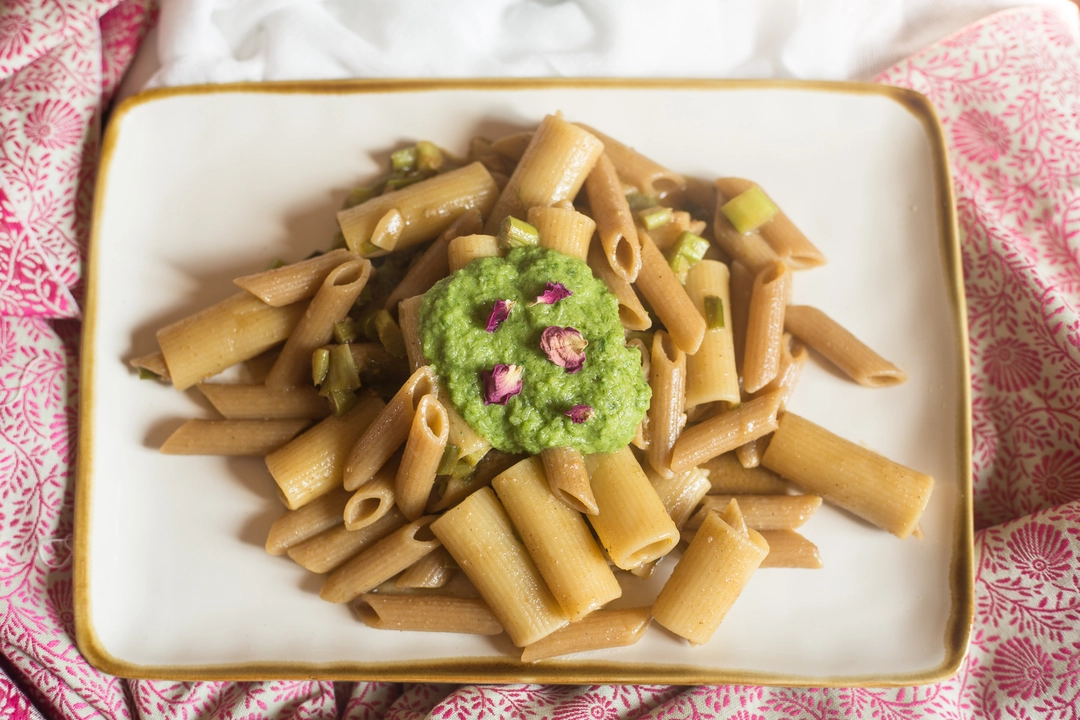Recipe: #nowaste veggie pasta with couliflower pesto