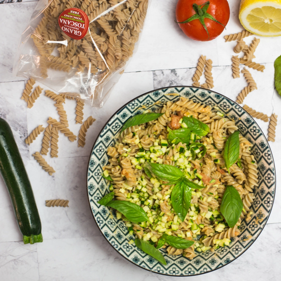 Recipe: Pasta salad with zucchini marinated in ginger water - 1