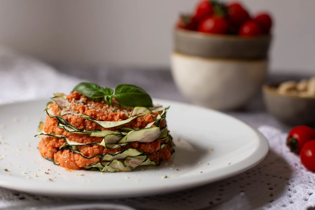 Recipe: Raw courgette lasagna with red pesto - 1