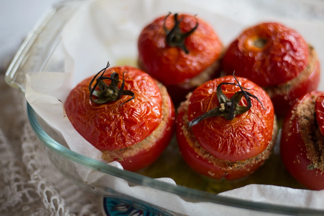 Recipe:  Traditional Italian stuffed tomatoes in a vegan style
