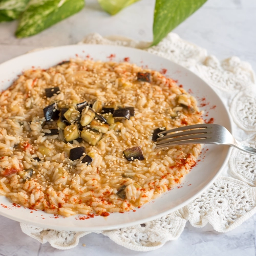  Risotto of the seasonal transition with aubergines and smoked paprika