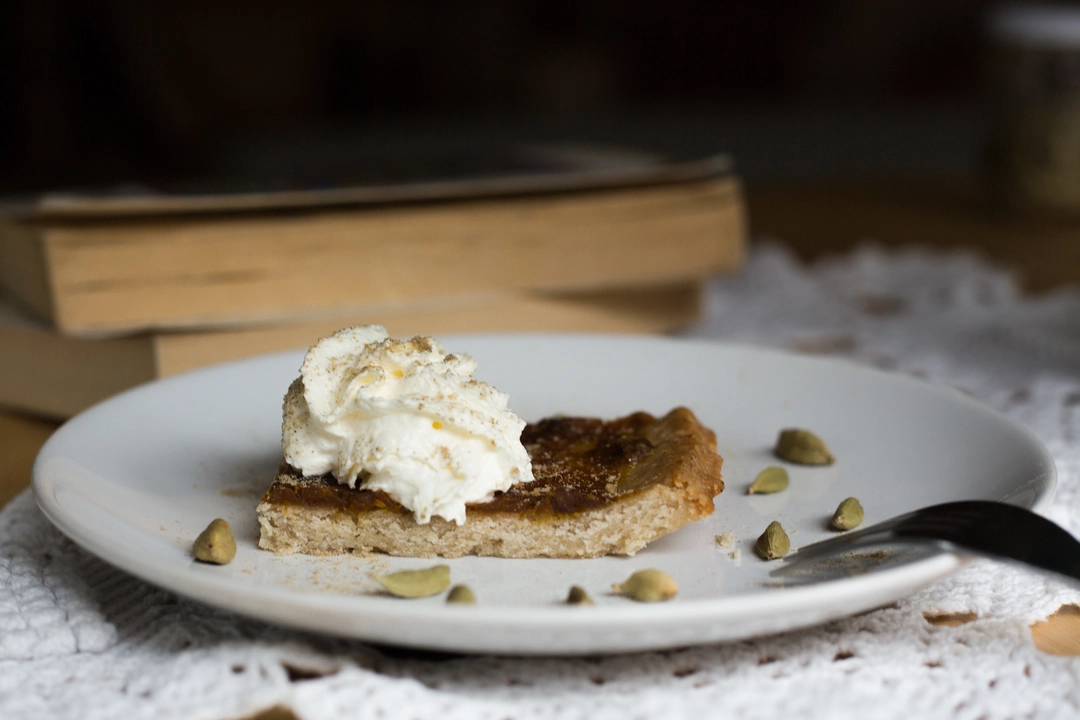 Recipe:  Sweet shortcrust cardamom pastry with coconut cream